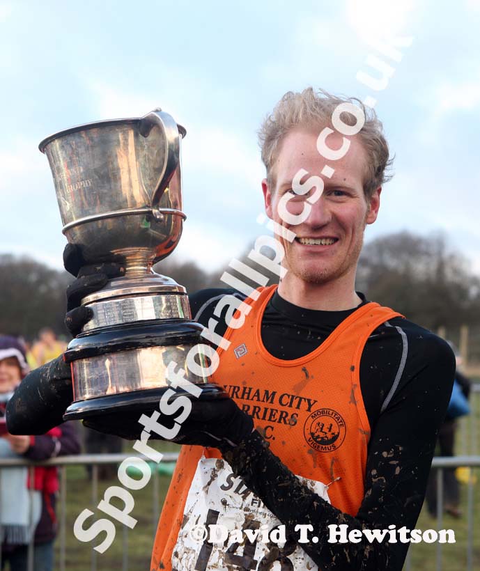 Dan Garbutt (Durham City) winner of the senior mens Northern Cross Country Champs, Knowsley Safari Park. Photo: David T. Hewitson/Sports for All Pics
